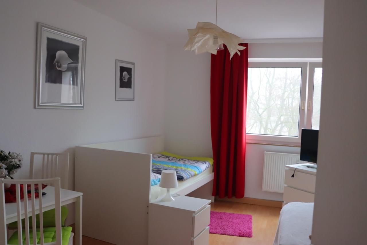 Zimmer Im Pott Schalke Gelsenkirchen Exterior photo